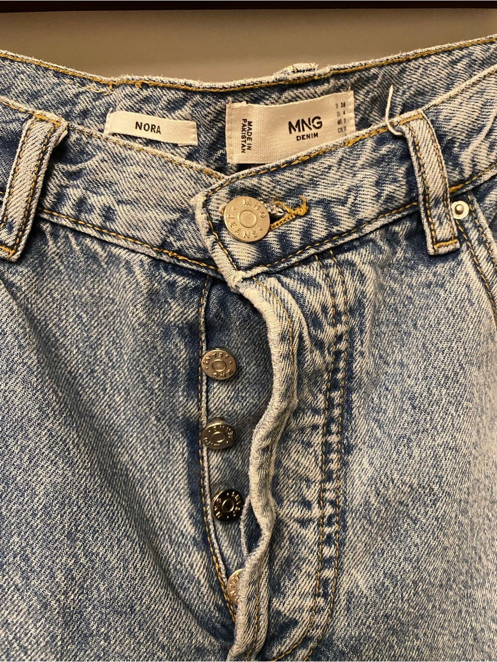 MNG Denim 'Nora' Light Wash Button-Fly Jeans Size US 4